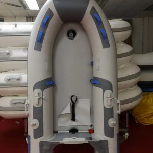 Inflatable boat with air mat floor